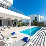 Vacation Marbella I Schumacher, New Built, Sea View, Luxury, Private Pool, Bbq, Golfers Paradise, Entertainment 빌라 에스테포나