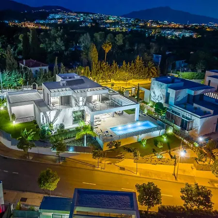 Vacation Marbella I Schumacher, New Built, Sea View, Luxury, Private Pool, Bbq, Golfers Paradise, Entertainment *