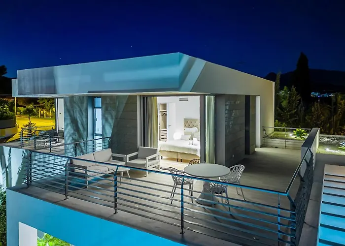 Villa Vacation Marbella I Schumacher, New Built, Sea View, Luxury, Private Pool *