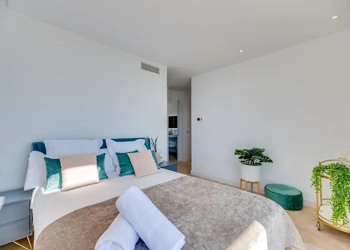 Vacation Marbella I Schumacher, New Built, Sea View, Luxury, Private Pool *