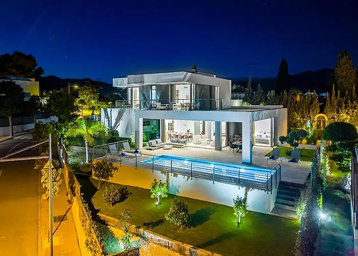 Vacation Marbella I Schumacher, New Built, Sea View, Luxury, Private Pool 别墅 *