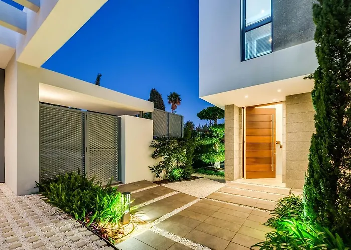 Vacation Marbella I Schumacher, New Built, Sea View, Luxury, Private Pool 别墅 *